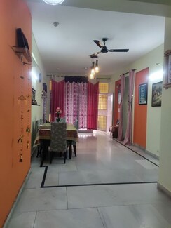 2 BHK + Pooja Room Apartment For Rent in Shipra Regalia Heights