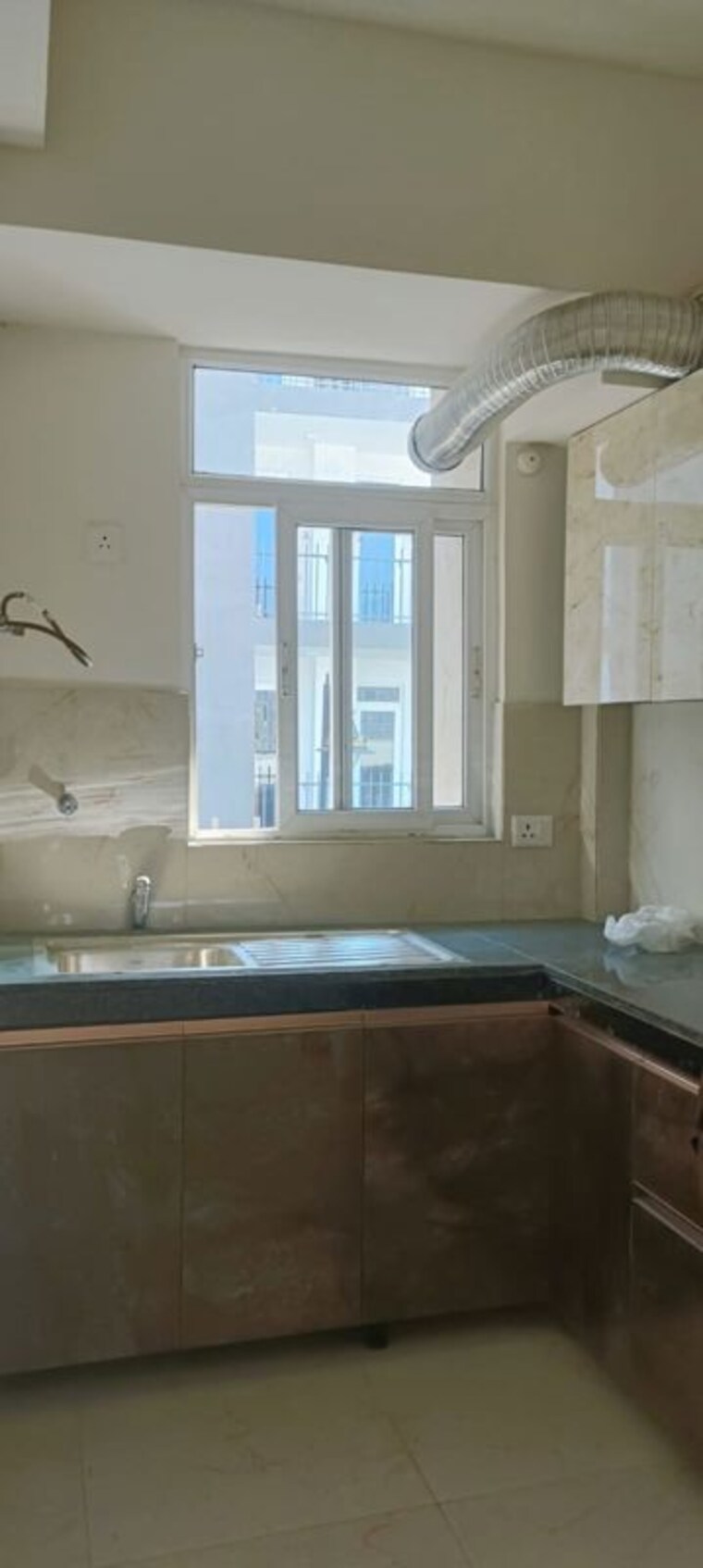 Kitchen, smart-world-gems 2.5 Bedroom 1190 Sq.Ft. Builder Floor In Sector 89 Gurgaon 10234534