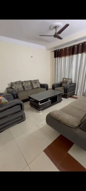 Bedroom in 4 BHK Apartment at Brinda City, Chi Iv Greater Noida – for Rent