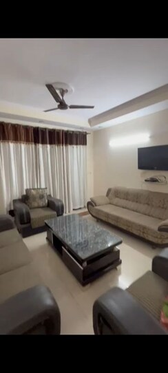 4 BHK + Pooja Room Apartment For Rent in Brinda City