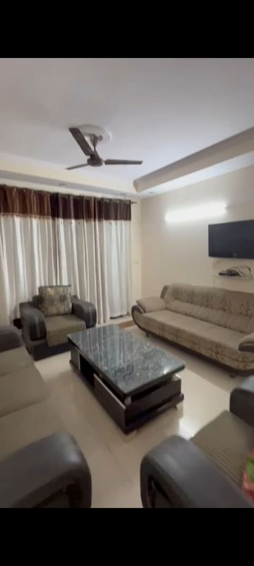 4 BHK + Pooja Room Apartment For Rent in Brinda City