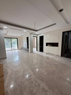 3 BHK + Extra Room Apartment For Rent in Smart World Orchard