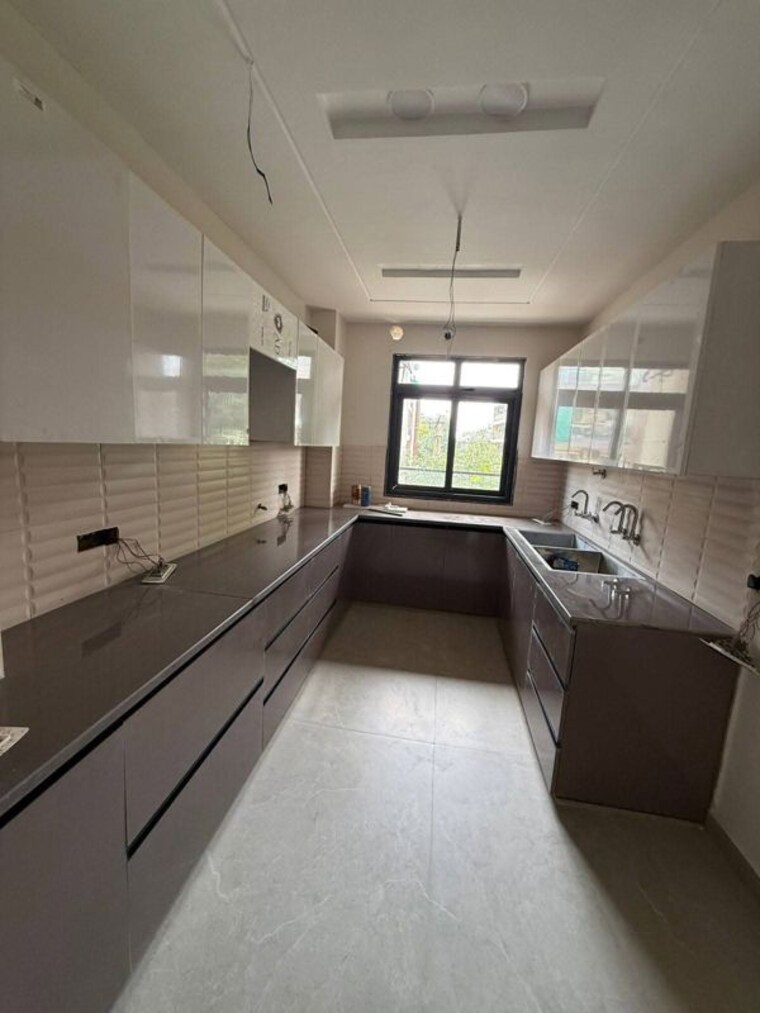 Kitchen, smart-world-orchard 3 Bedroom 1630 Sq.Ft. Apartment In Sector 61 Gurgaon 10234577