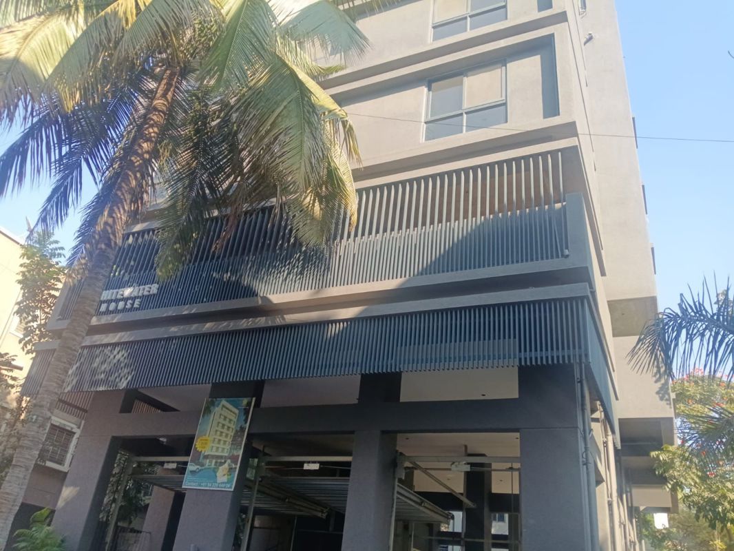 2.5 BHK Apartment For Sale in Aundh