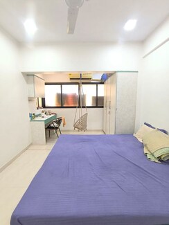 1 BHK + Pooja Room Apartment For Rent in Manali Building