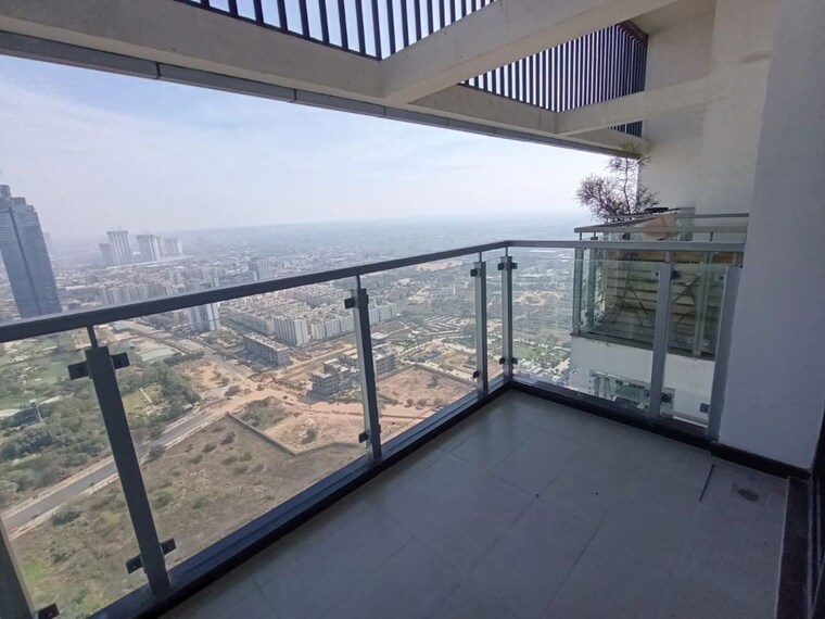 Balcony, m3m-crown 4 Bedroom 2400 Sq.Ft. Apartment In Sector 111 Gurgaon 10234585