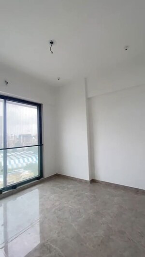 Room in 2 BHK Apartment at Sugee Atharva, Prabhadevi – for Rent