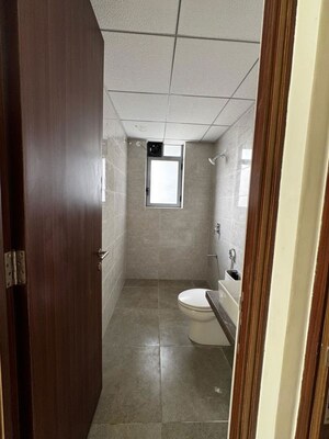 Building Lobby in 3 BHK Apartment at Kalpataru Vienta, Kandivali East – for Sale