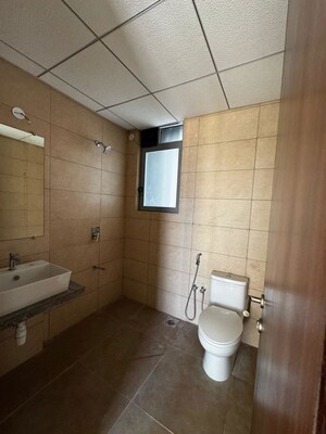 Bathroom in 3 BHK Apartment at Kalpataru Vienta, Kandivali East – for Sale