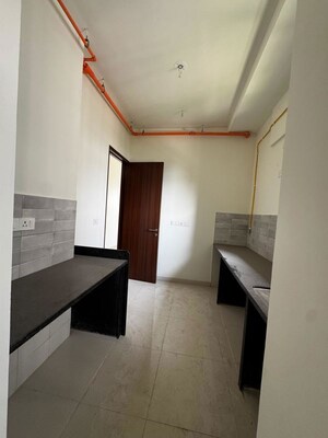 Master Bedroom in 3 BHK Apartment at Kalpataru Vienta, Kandivali East – for Sale