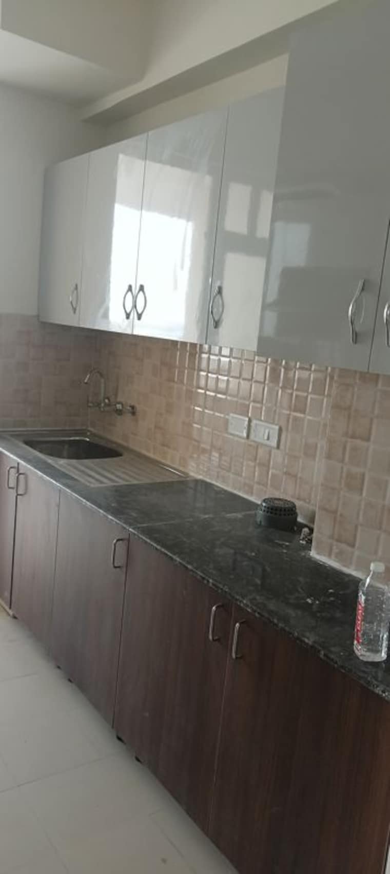 Kitchen, amrapali-heartbeat-city 3 Bedroom 1575 Sq.Ft. Apartment In Sector 107 Noida 10234633