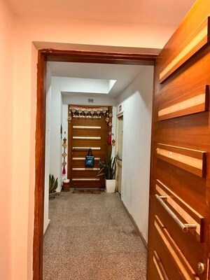 Furnished Amenities in 4 BHK Builder Floor at SS Linden, Sector 84 – for Sale