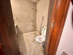 Bathroom in 4 BHK Builder Floor at SS Linden, Sector 84 – for Sale