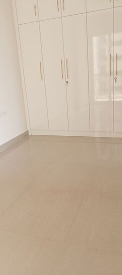 3 BHK + Study Room Apartment For Rent in Amrapali Heartbeat City