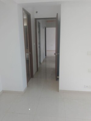 Room in 2 BHK Apartment at Kalpataru Immensa G, Kolshet Road – for Sale