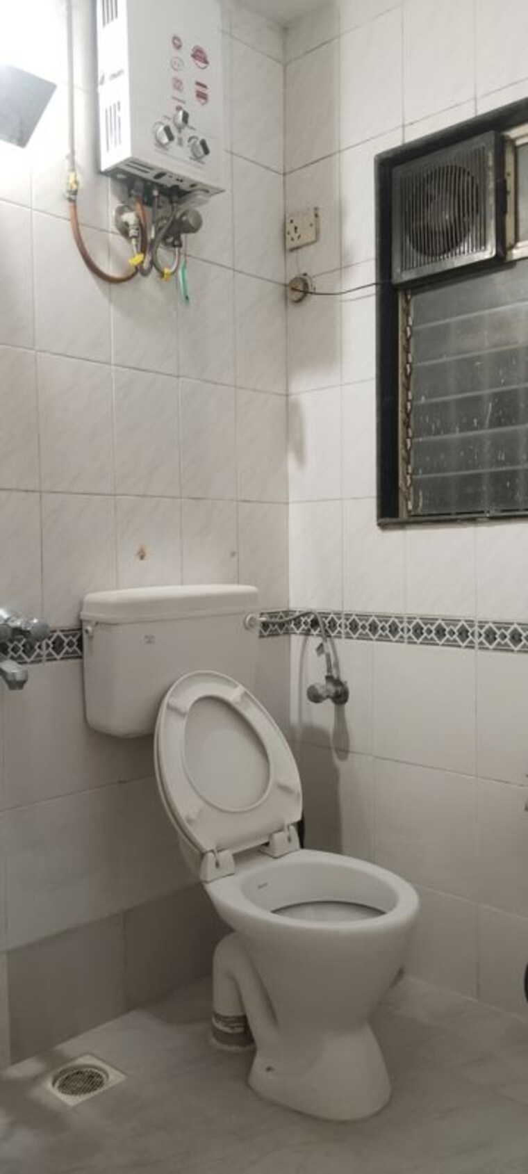 Bathroom, nirmal-lifestyle-residency-chs-ltd 1 Bedroom 485 Sq.Ft. Apartment In Mulund West Mumbai 10234642