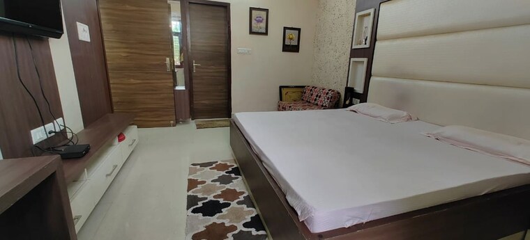 Master Bedroom, vardhman-arcadia-greens 5 Bedroom 4500 Sq.Ft. Villa In Gandhi Path Jaipur 10201822