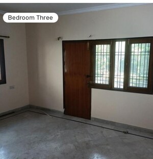 Room in 3 BHK Apartment at Fortuna Apartments, Butler Colony – for Rent