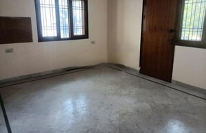 Room in 3 BHK Apartment at Fortuna Apartments, Butler Colony – for Rent