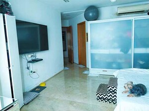 Bedroom in 4 BHK Apartment at S D The Imperial Edge, Tardeo – for Sale