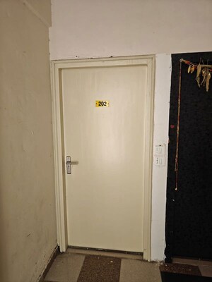 Building Lobby in 2 BHK Apartment at Shree Vardhman Green Court, Sector 90 – for Sale