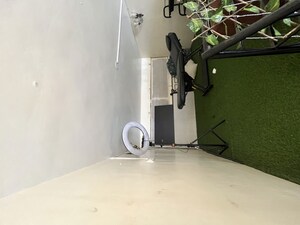 Room in  Showroom at Koregaon Park CHS, Koregaon Park – for Rent