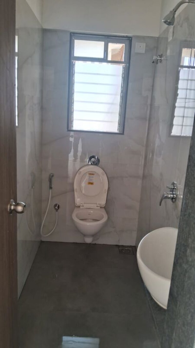 Bathroom, swastik-residency-1 1.5 Bedroom 530 Sq.Ft. Apartment In Ghodbunder Road Thane 10234823
