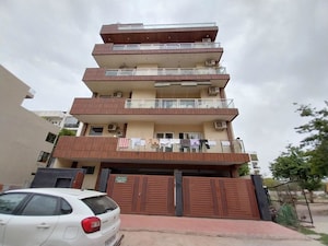 4 BHK Builder Floor For Rent in S S Southend, Sector 49