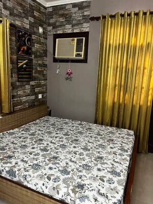 Bedroom in  Builder Floor at DLF Atria, Dlf Phase ii – for Rent