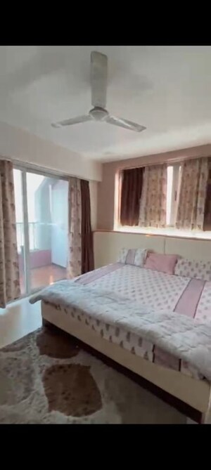 Bedroom in 3 BHK Apartment at Amanora Future Towers, Hadapsar – for Rent