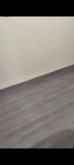 Room in 1 BHK Apartment at Bhudargad CHS, Andheri West – for Rent