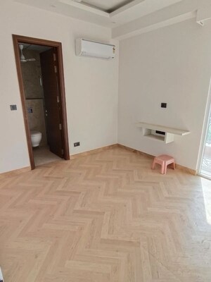 Bedroom in 3 BHK Apartment at Raj One Good Earth, Sector 71 – for Rent