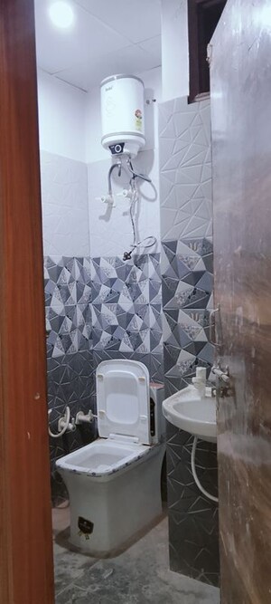 Bathroom in 2 BHK Builder Floor at Dev Apartments Sector 49, Sector 49 – for Sale