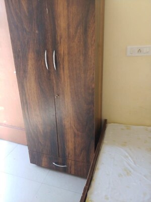 Furnished Amenities in Studio Independent House at Sector 21 – for Rent