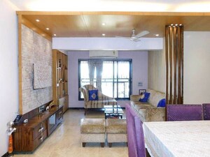 Living Room in 4 BHK Apartment at Kalpataru Habitat Mumbai, Parel – for Sale