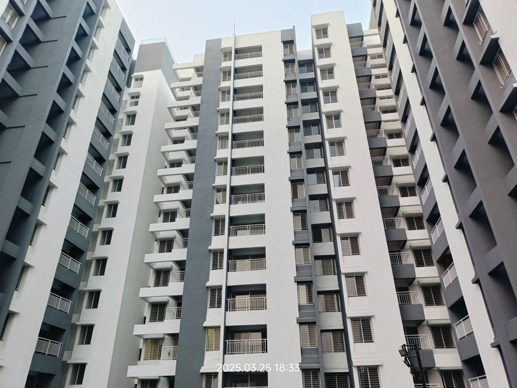 1 BHK + Pooja Room 650 Sq.Ft. Apartment in Saheel Itrend Waterfront