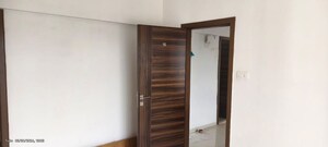 Room in 1 BHK Apartment at Blue Diamond Apartment Malad, Malad West – for Rent
