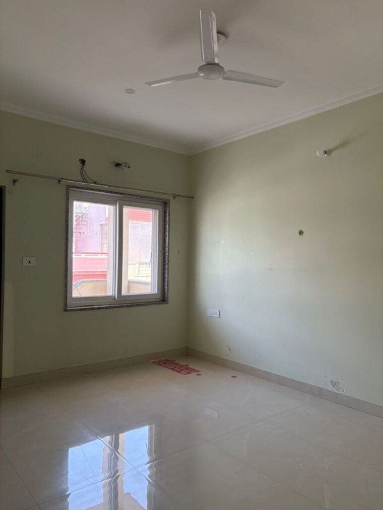 Room, sector 23a 2 Bedroom 950 Sq.Ft. Builder Floor In Sector 23a Gurgaon 10235036