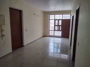 Room in 3 BHK Builder Floor at Sector 14 – for Sale