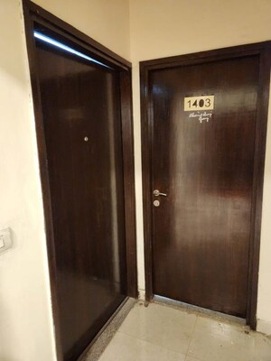 Furnished Amenities in 4 BHK Penthouse at M3M Woodshire, Sector 107 – for Rent