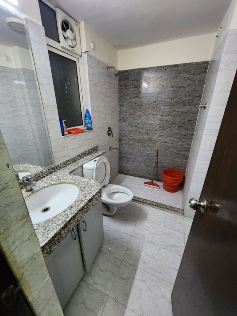Bathroom, m3m-woodshire 4 Bedroom 2746 Sq.Ft. Penthouse In Sector 107 Gurgaon 10235059