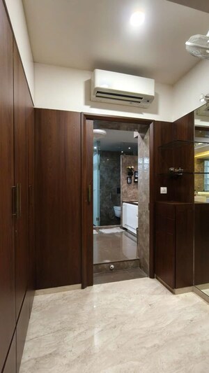 Furnished Amenities in 6 BHK Apartment at Kumar Peninsula, Baner – for Sale