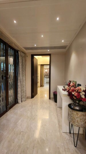 Living Room in 6 BHK Apartment at Kumar Peninsula, Baner – for Sale