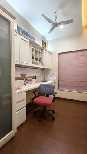 Kitchen in 6 BHK Apartment at Kumar Peninsula, Baner – for Sale