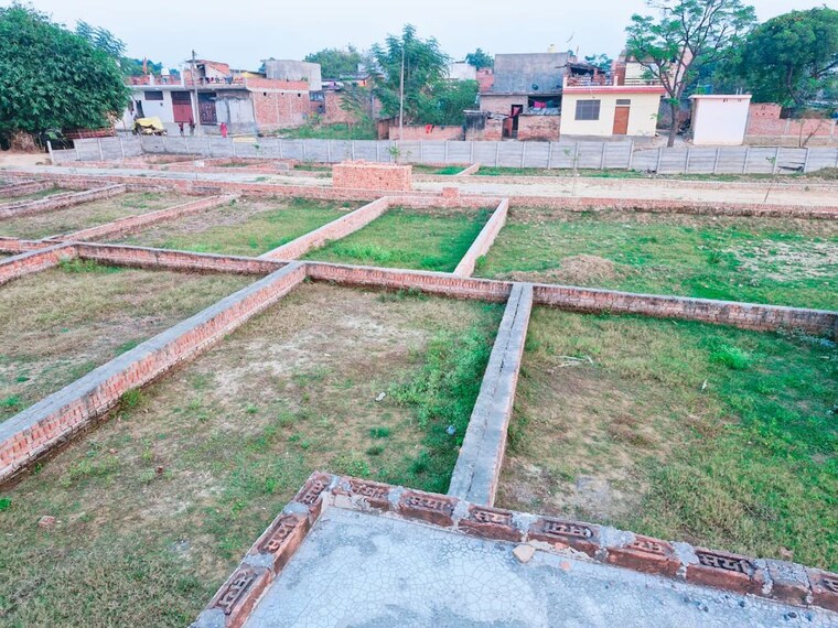 Garden, sultanpur road  1500 Sq.Yd. Plot In Sultanpur Road Lucknow 10235101