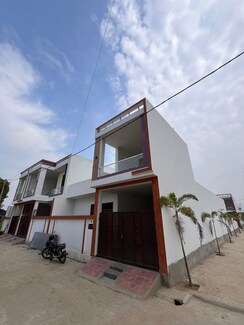 3 BHK + Pooja Room,Servant Room,Study Room Independent House For Sale in Jankipuram Extension