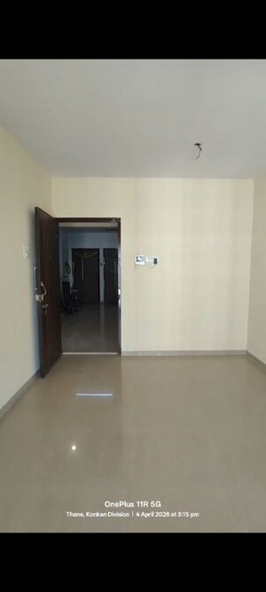 1 BHK Apartment – Entrance View at Rosa Gardenia, Ghodbunder Road - for Rent