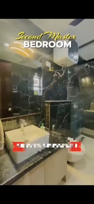 Team Area in 4 BHK Builder Floor at Sector 85 – for Rent