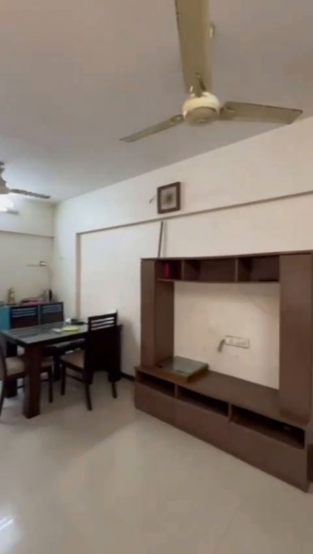 2 BHK Apartment For Rent in Evershine Greens