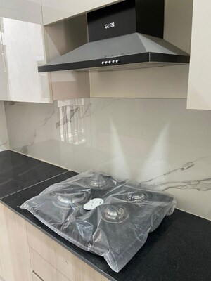 Kitchen in 3.5 BHK Builder Floor at M3M Soulitude, Sector 89 – for Sale